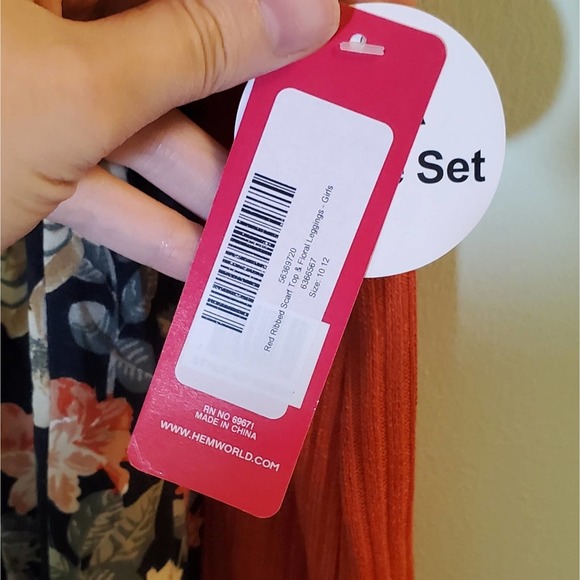 NEW! "Girls Love Pink" Big Girls Orangey Red Pullover Sweater w/ Scarf Sz 10/12 - Picture 9 of 9